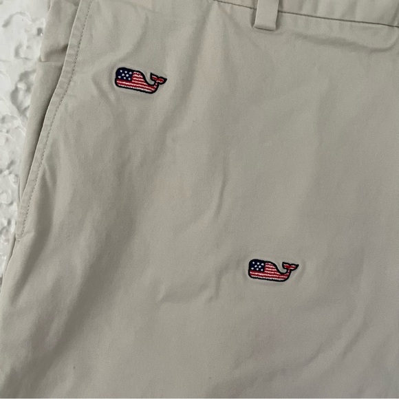 Vineyard Vines Men’s Breaker Short 9” Patriotic Whale Tan Casual Short Size 36 - Picture 5 of 14